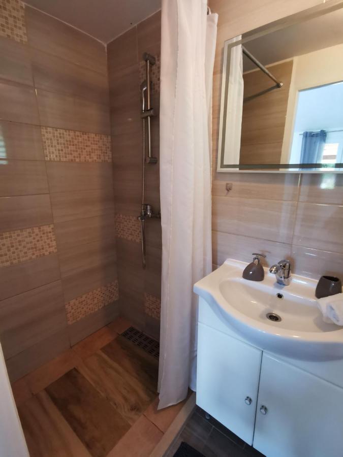 Apartment Maslina Vrboska Exterior foto